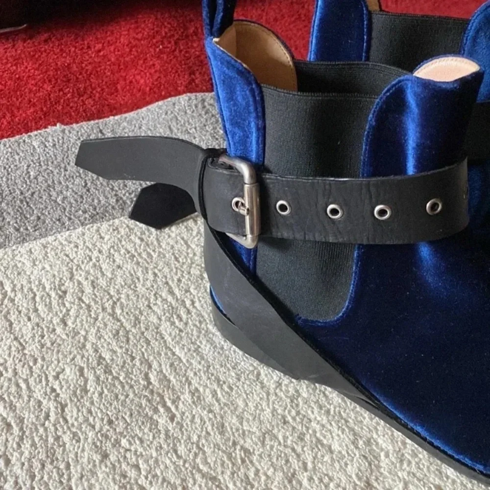 MONSE  women Midnight Blue Velvet Boots size 9 no box